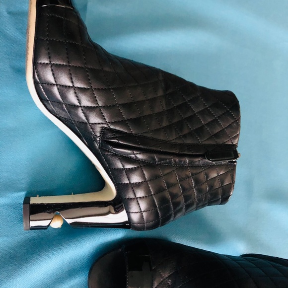 Chanel booties - Picture 3 of 6